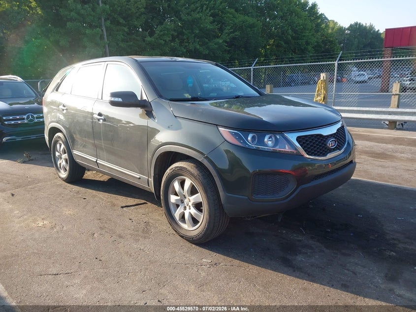 2013 KIA SORENTO LX | 5XYKT3A12DG330344 | UPCARS