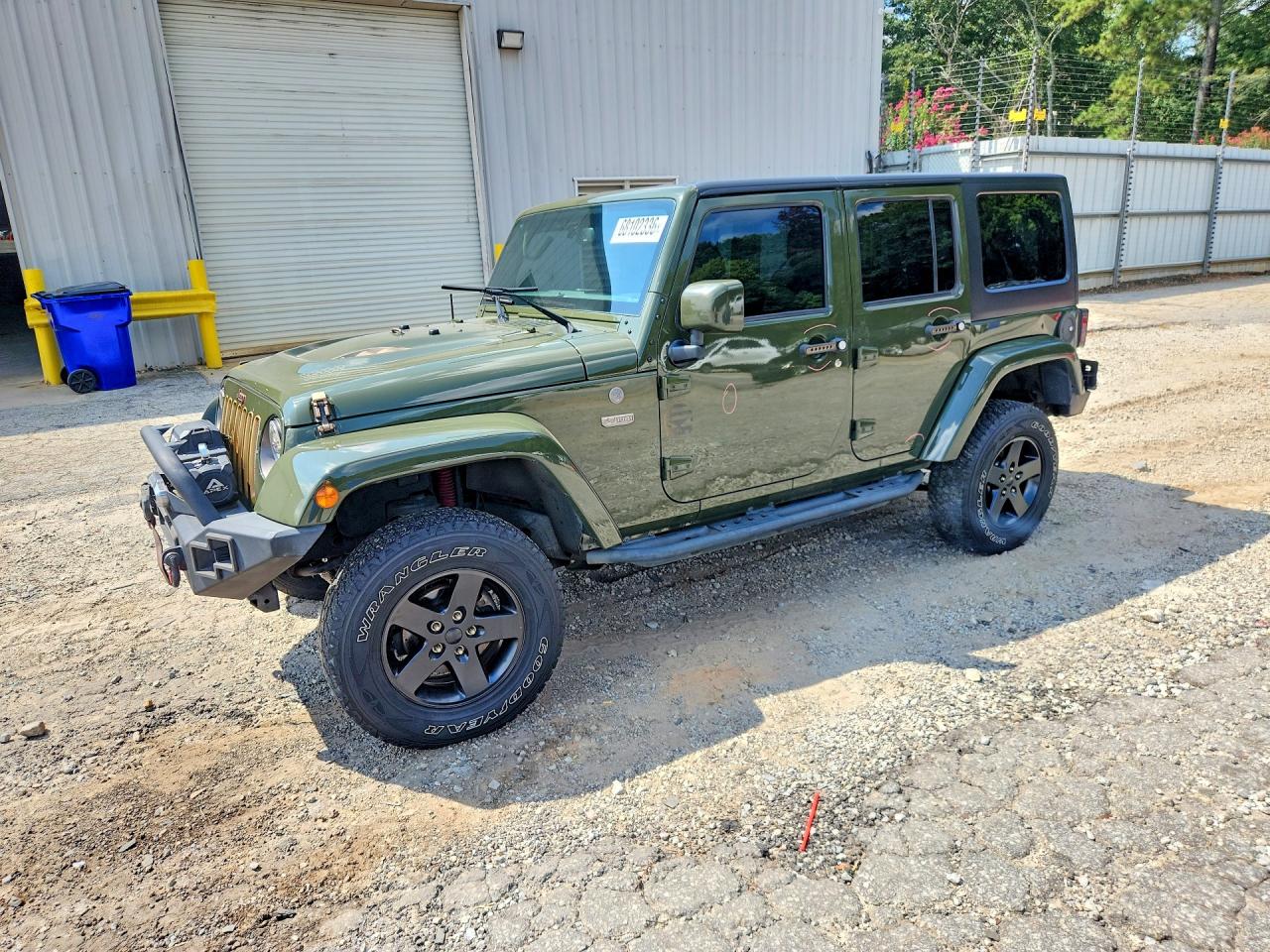 2016 JEEP WRANGLER SAHARA | 1C4BJWEG5GL293031 | UPCARS