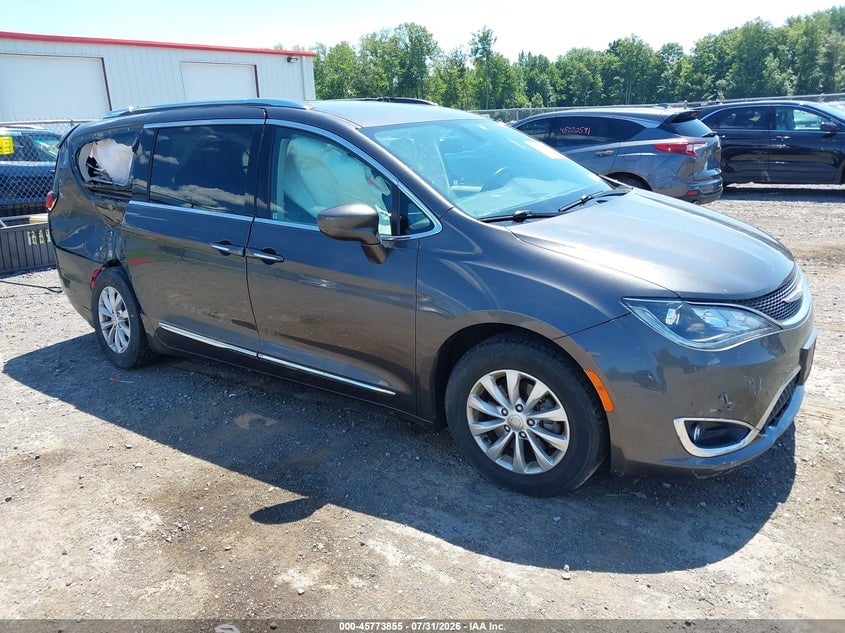 2018 CHRYSLER PACIFICA TOURING L | 2C4RC1BG6JR126370 | UPCARS