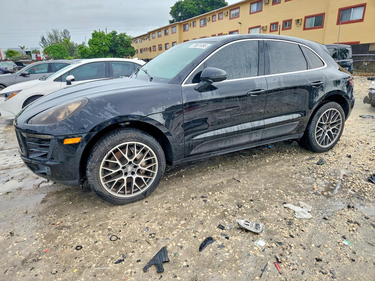 2017 PORSCHE MACAN S | WP1AB2A57HLB10847 | UPCARS