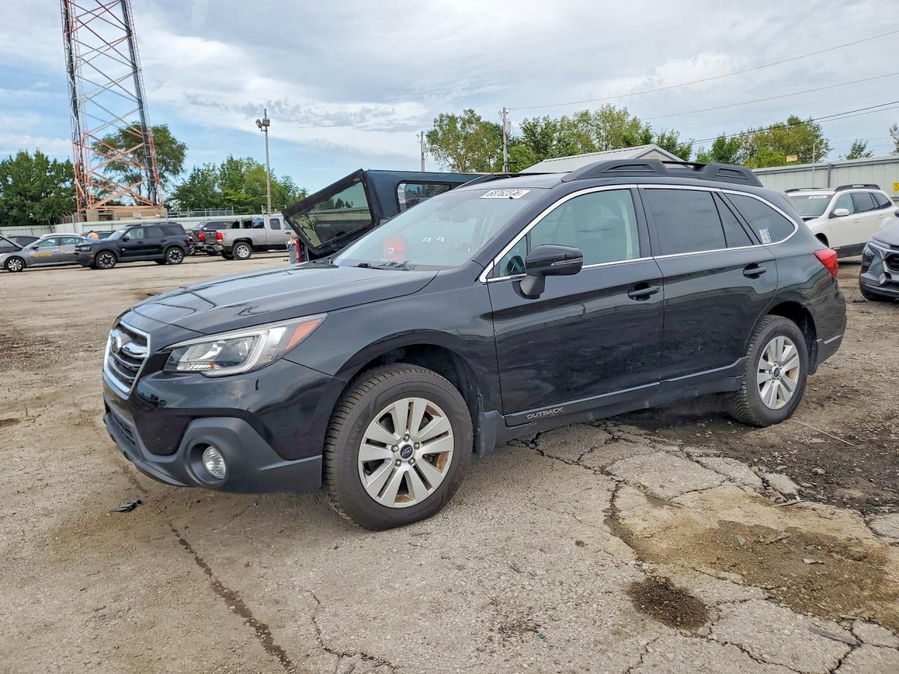 2018 SUBARU OUTBACK 2.5I PREMIUM | 4S4BSAFC9J3223367 | UPCARS