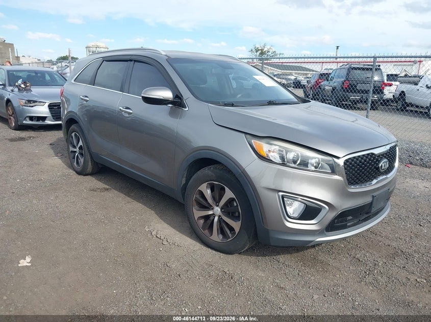 2016 KIA SORENTO 3.3L EX | 5XYPH4A51GG176875 | UPCARS