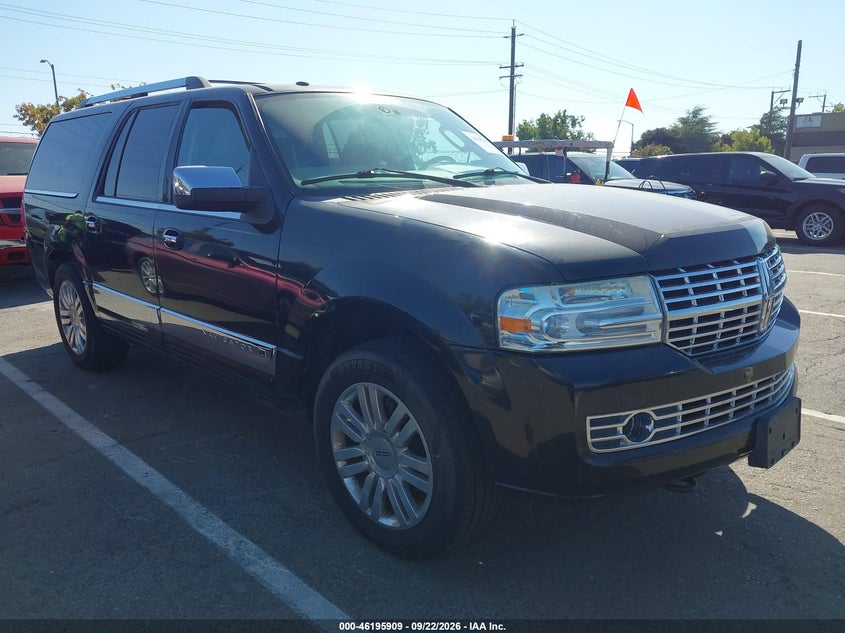 2014 LINCOLN NAVIGATOR L | 5LMJJ3J50EEL06390 | UPCARS