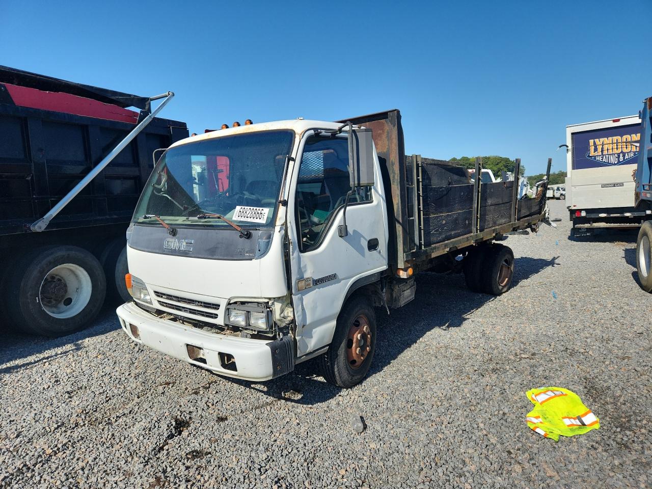 1998 GMC W-SERIES W4S042 | J8DB4B1K3W7001716 | UPCARS
