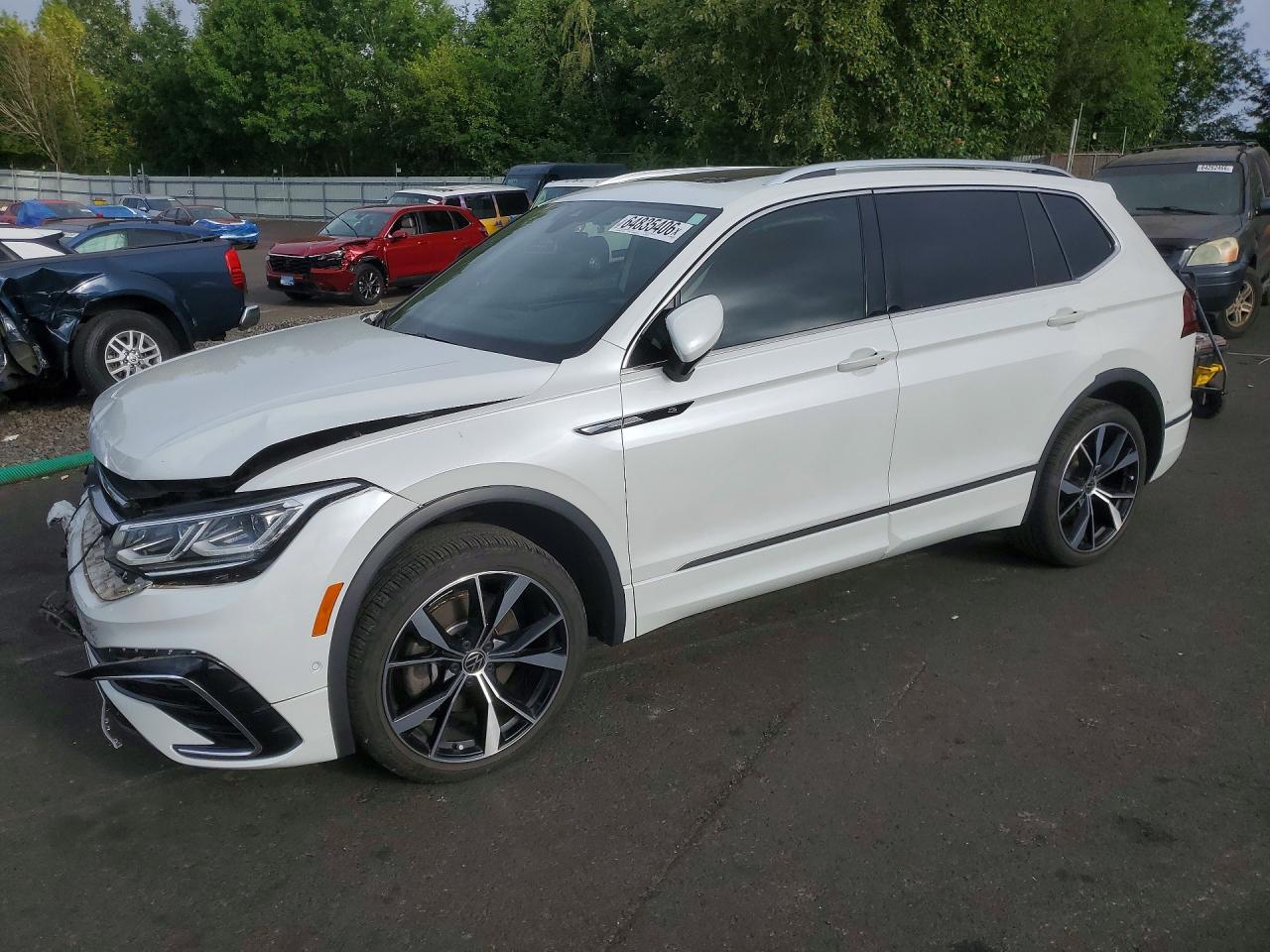 2024 VOLKSWAGEN TIGUAN SEL R-LINE BLACK | 3VV4B7AX0RM068150 | UPCARS