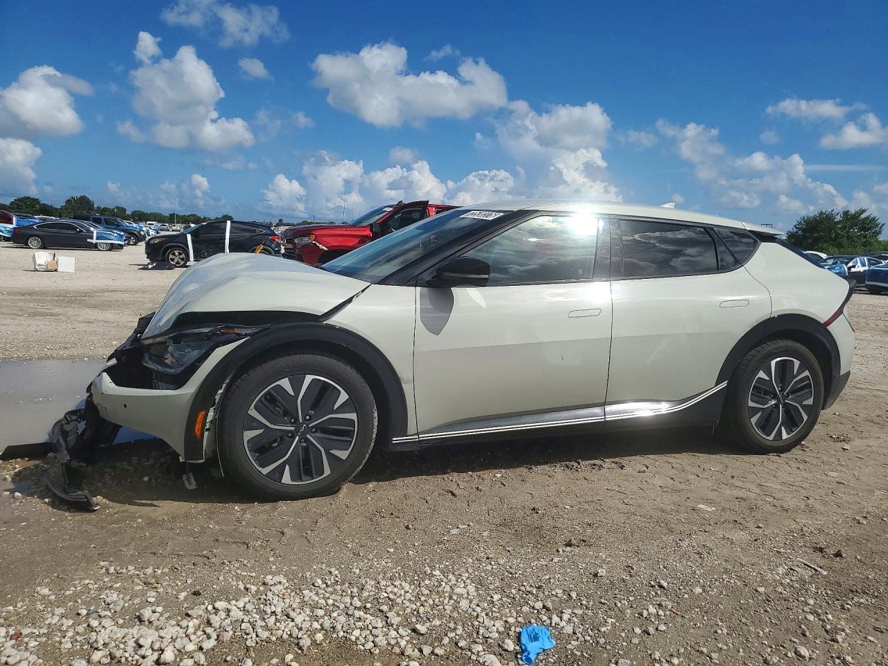 2023 KIA ALL OTHER WIND | KNDC34LA8P5604585 | UPCARS