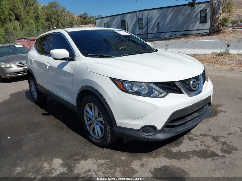 2017 NISSAN ROGUE SPORT S | JN1BJ1CRXHW133253 | UPCARS
