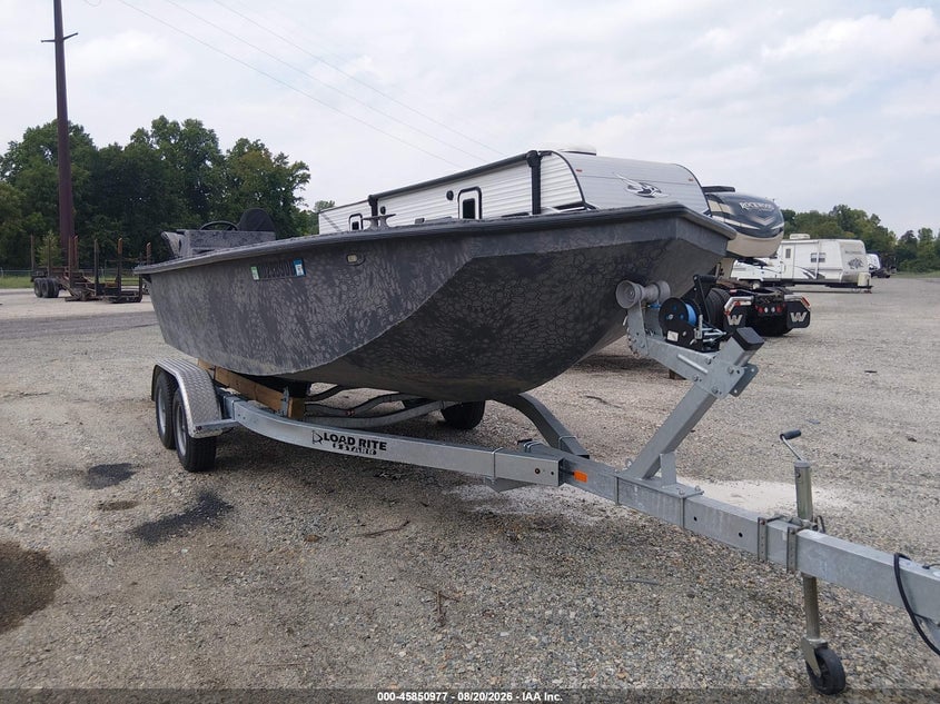 2018 DUCK WATER BACK BAY 20 BOAT AND TRAILER | FQA10490E818 | UPCARS