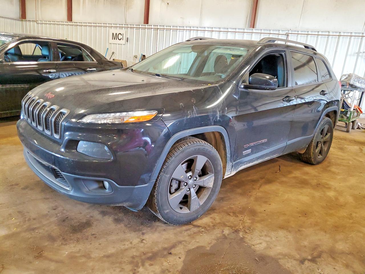 2016 JEEP CHEROKEE LATITUDE | 1C4PJMCB7GW247054 | UPCARS