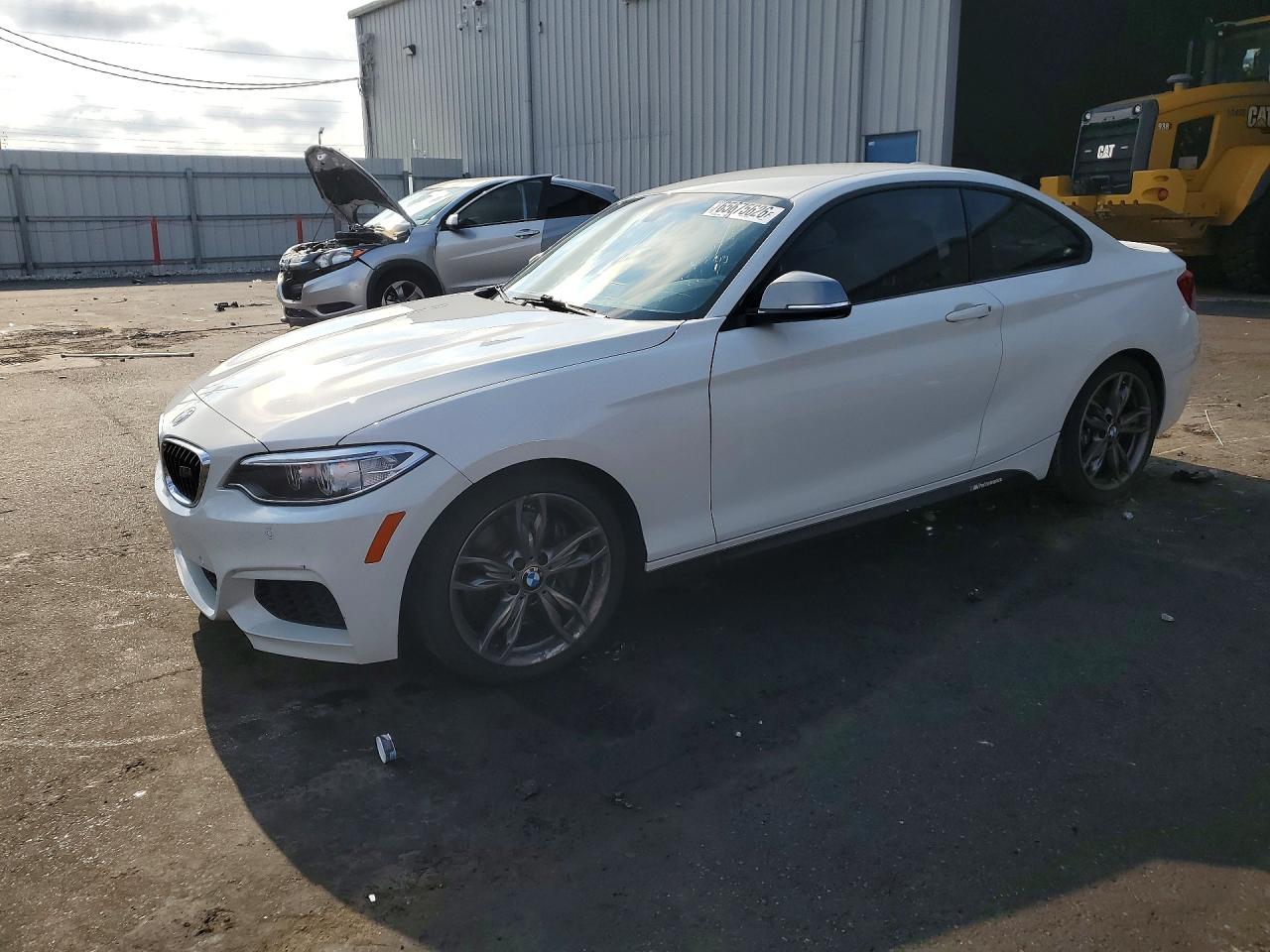 2017 BMW M2 | WBA2G1C39HV639201 | UPCARS