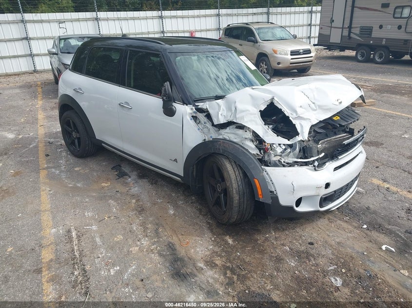 2015 MINI COUNTRYMAN COOPER S | WMWZC5C52FWP47816 | UPCARS