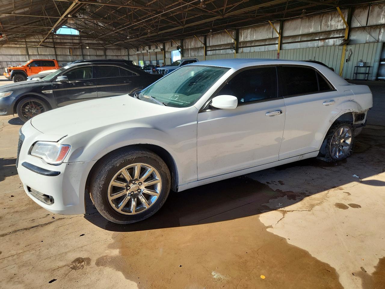 2013 CHRYSLER 300 | 2C3CCAAG7DH588796 | UPCARS