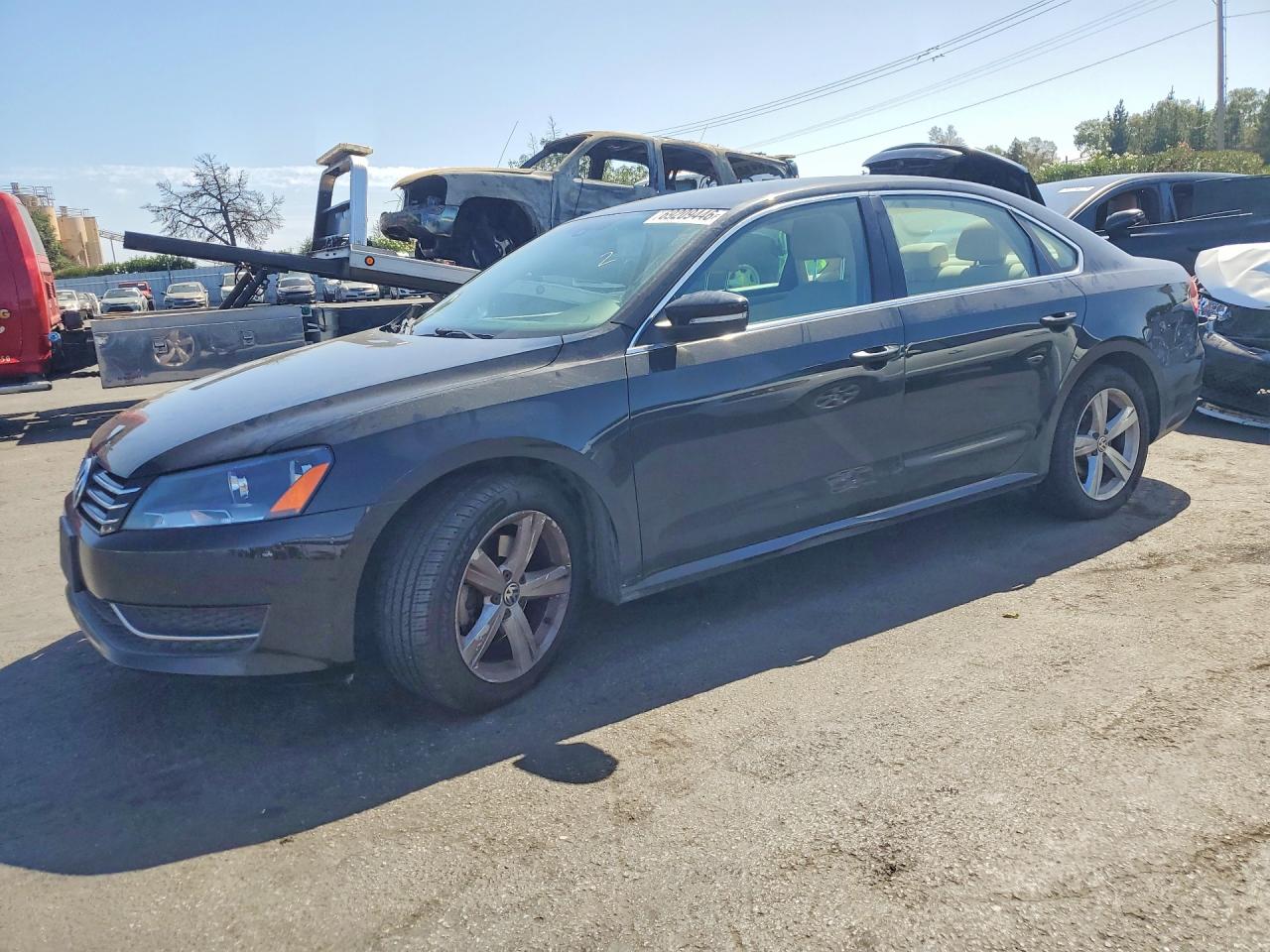 2014 VOLKSWAGEN PASSAT SE | 1VWBP7A38EC003558 | UPCARS