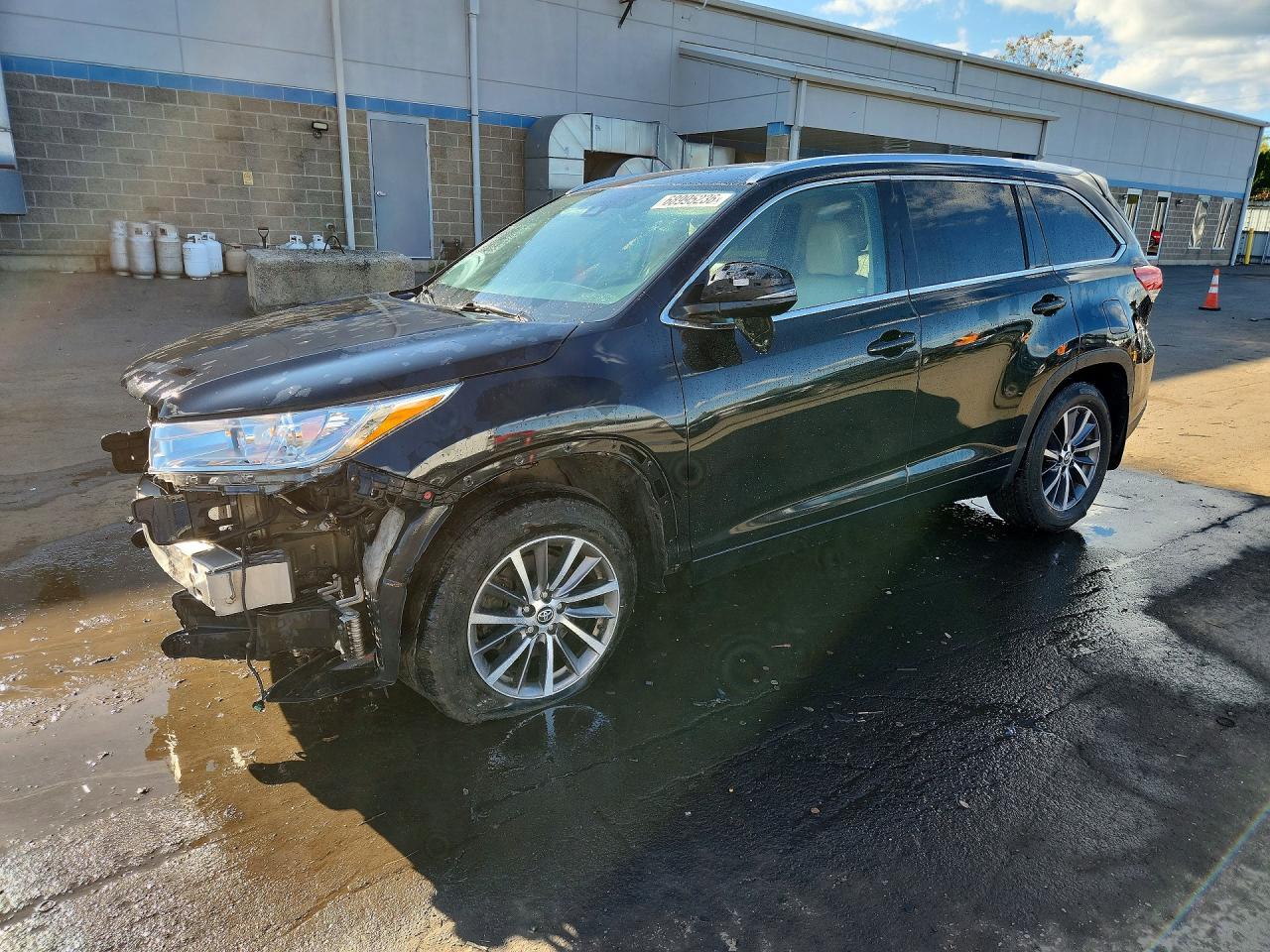 2018 TOYOTA HIGHLANDER XLE | 5TDJZRFH0JS557792 | UPCARS