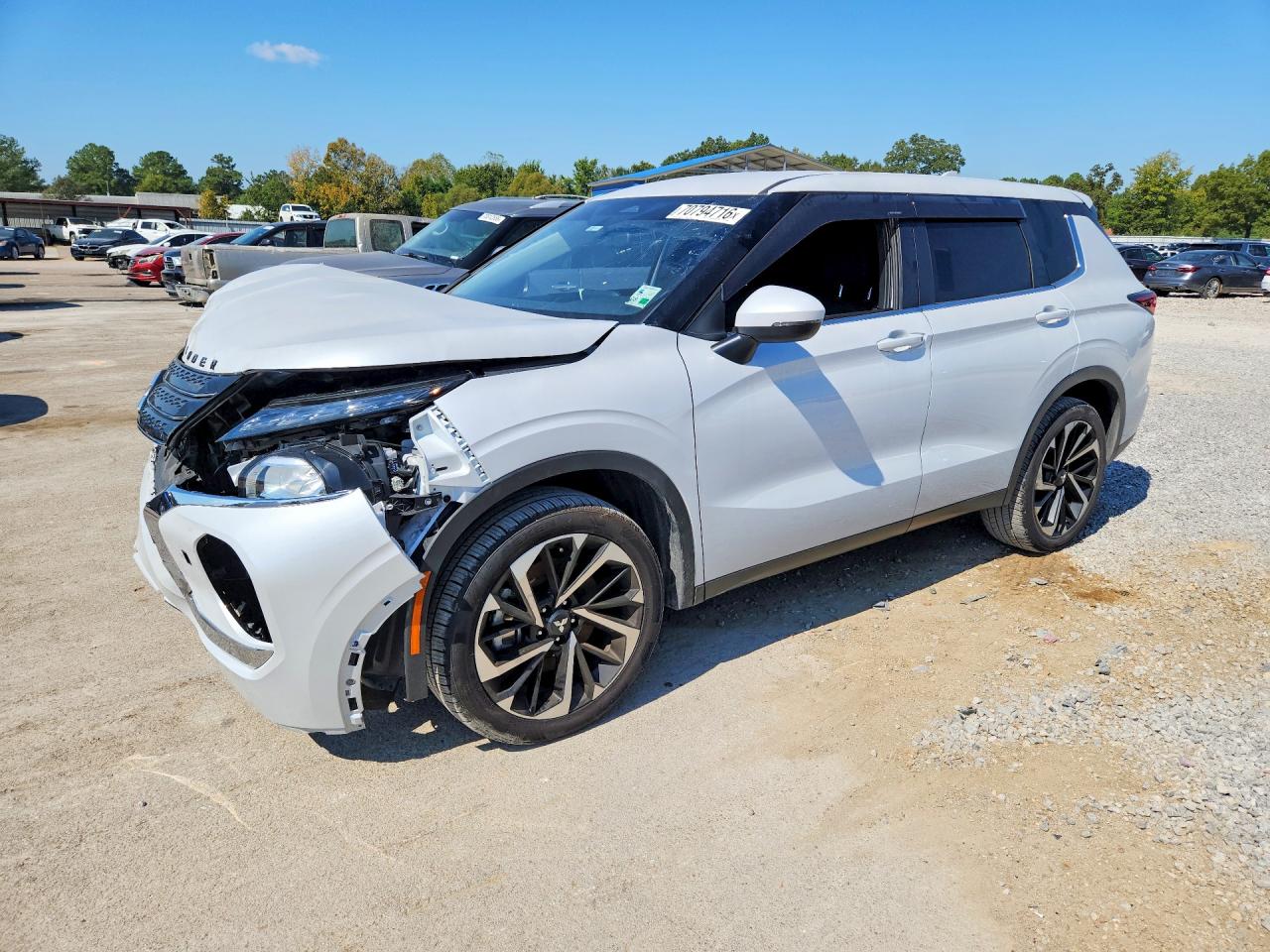 2024 MITSUBISHI OUTLANDER ES | JA4J4UA84RZ028021 | UPCARS