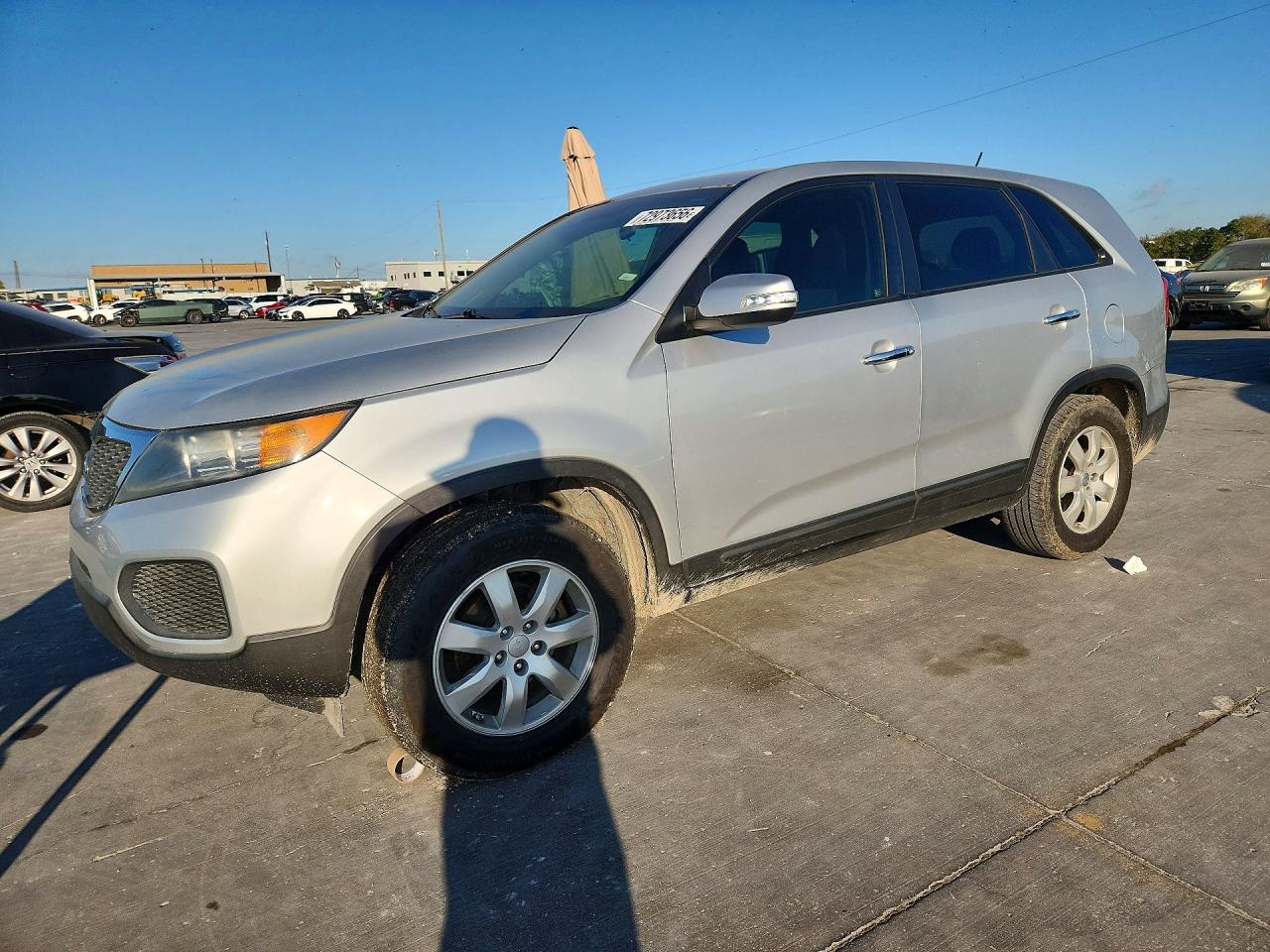 2013 KIA SORENTO LX | 5XYKT3A14DG332418 | UPCARS