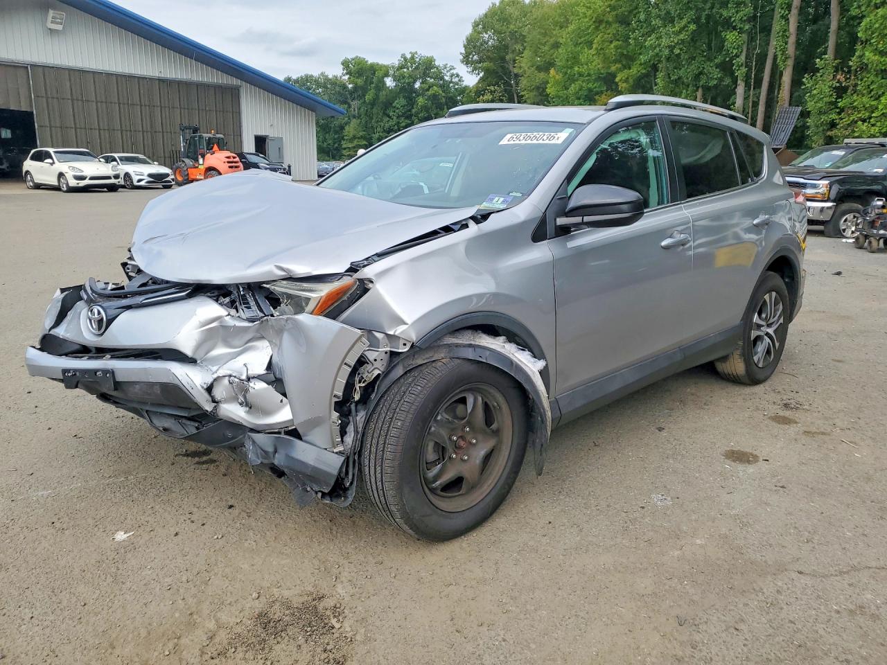 2016 TOYOTA RAV4 LE | 2T3BFREV5GW442584 | UPCARS
