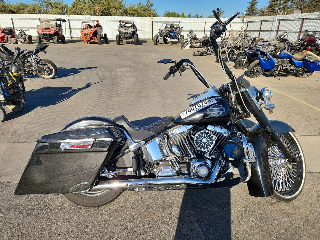 2011 HARLEY-DAVIDSON FL | 1HD1JD532BB019716 | UPCARS