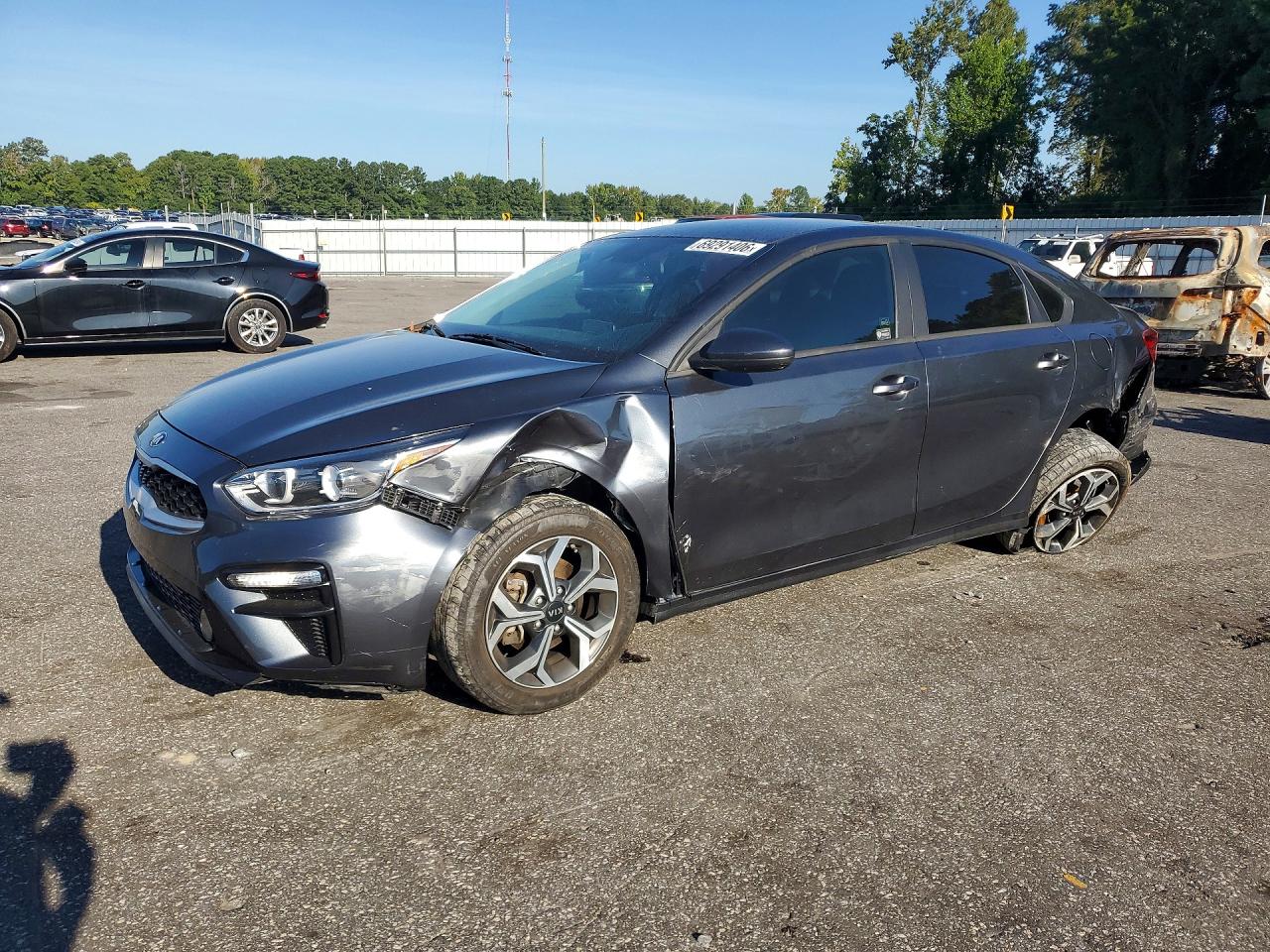 2021 KIA FORTE LXS | 3KPF24AD7ME385177 | UPCARS