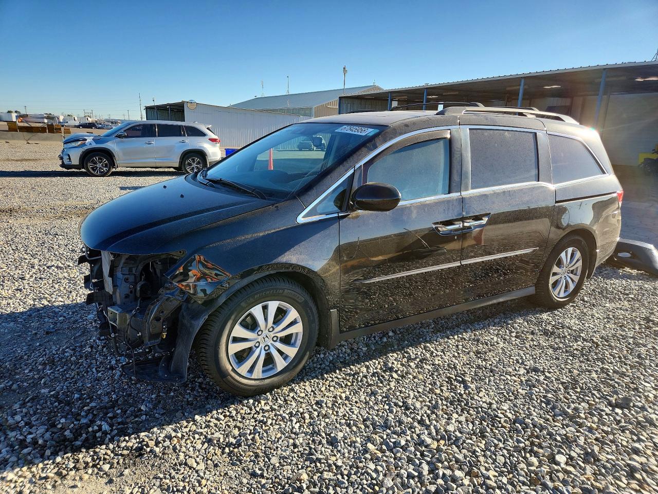 2015 HONDA ODYSSEY EXL | 5FNRL5H62FB118792 | UPCARS