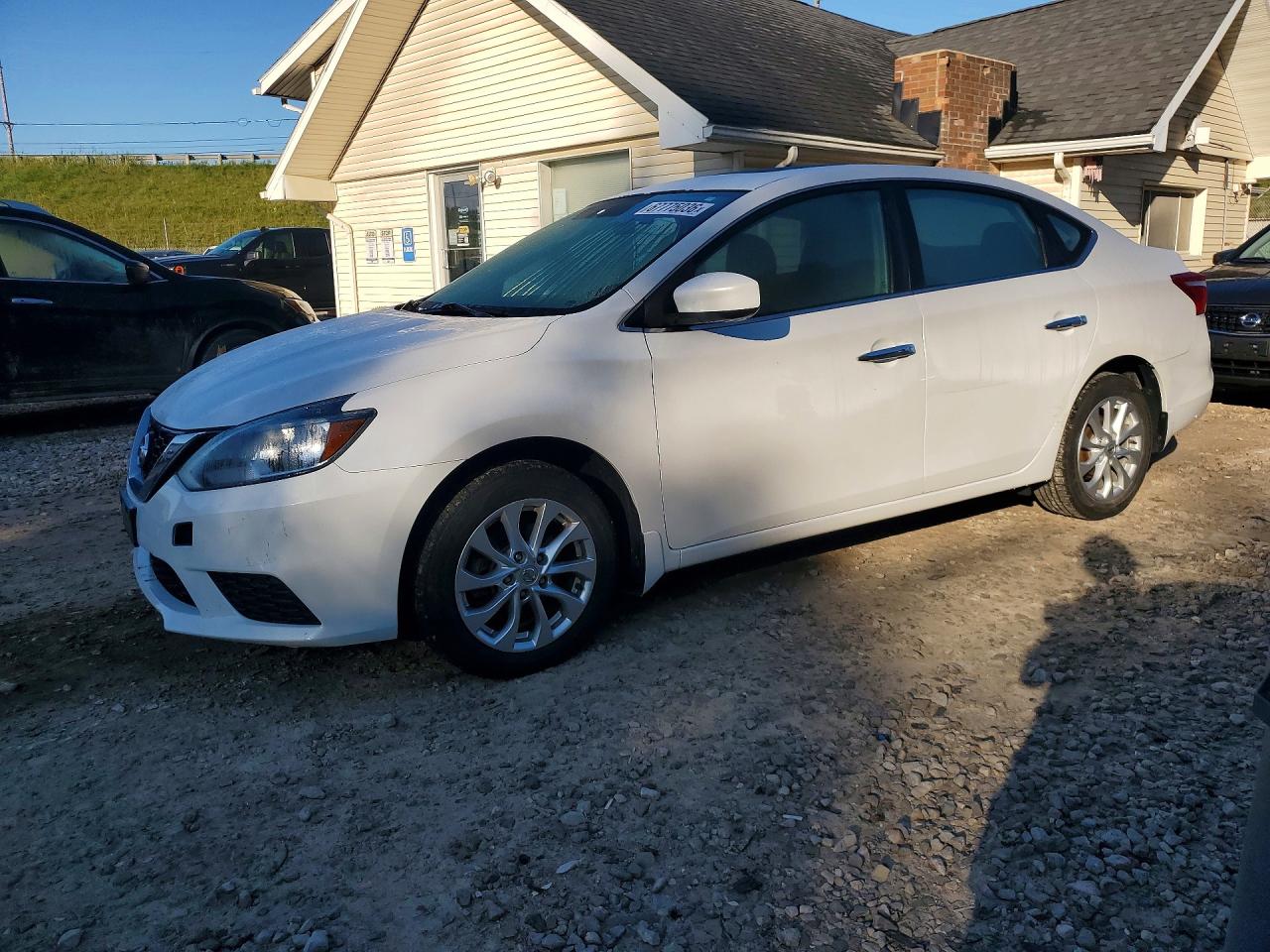 2017 NISSAN SENTRA SV | 3N1AB7AP4HY386364 | UPCARS