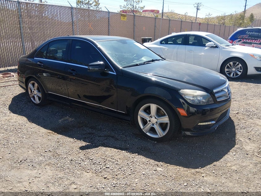 2011 MERCEDES-BENZ C 300 SPORT | WDDGF5EB1BR173731 | UPCARS
