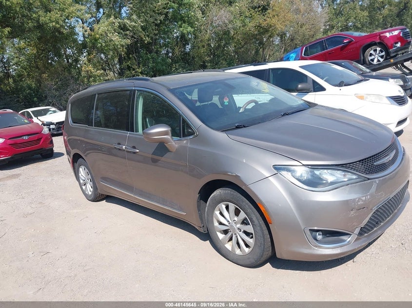 2017 CHRYSLER PACIFICA TOURING-L | 2C4RC1BGXHR739313 | UPCARS