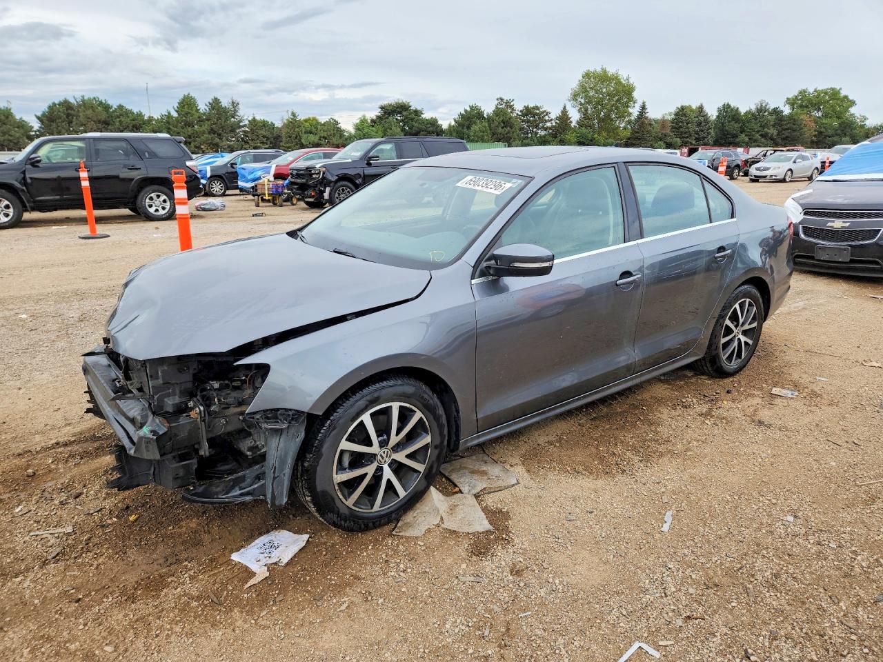2017 VOLKSWAGEN JETTA SE | 3VWDB7AJ8HM388743 | UPCARS