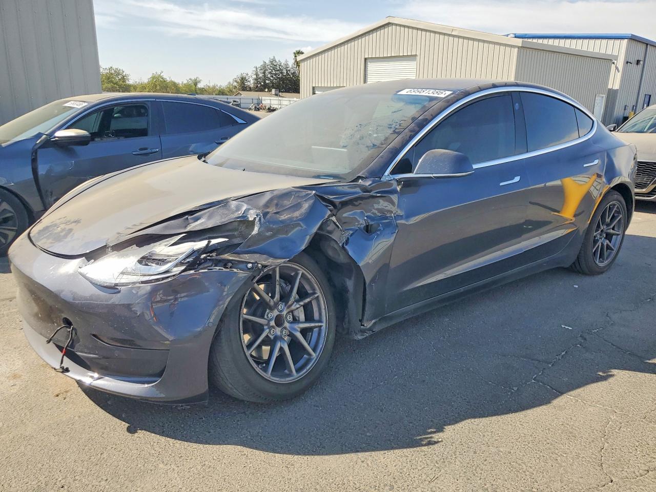 2018 TESLA MODEL 3 | 5YJ3E1EAXJF153493 | UPCARS