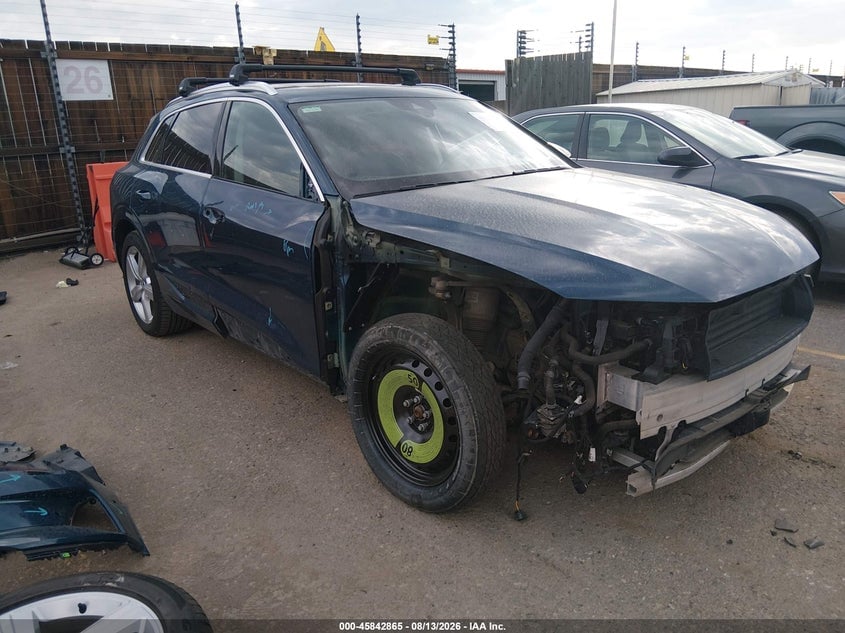 2019 AUDI E-TRON PREMIUM PLUS | WA1VAAGE1KB019975 | UPCARS