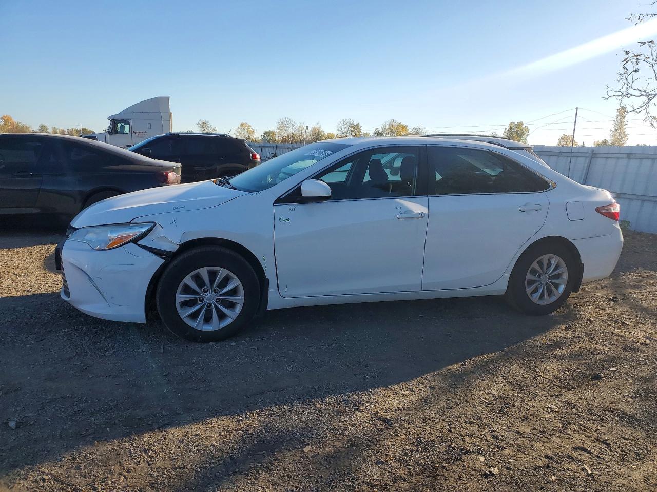 2017 TOYOTA CAMRY LE | 4T1BF1FK2HU738193 | UPCARS