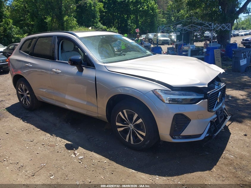 2024 VOLVO XC60 B5 CORE DARK THEME | YV4L12RK4R1946150 | UPCARS