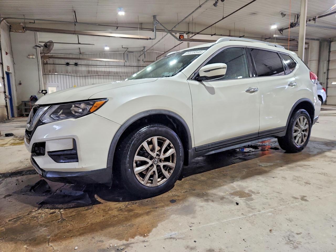 2018 NISSAN ROGUE SV | KNMAT2MV7JP596813 | UPCARS