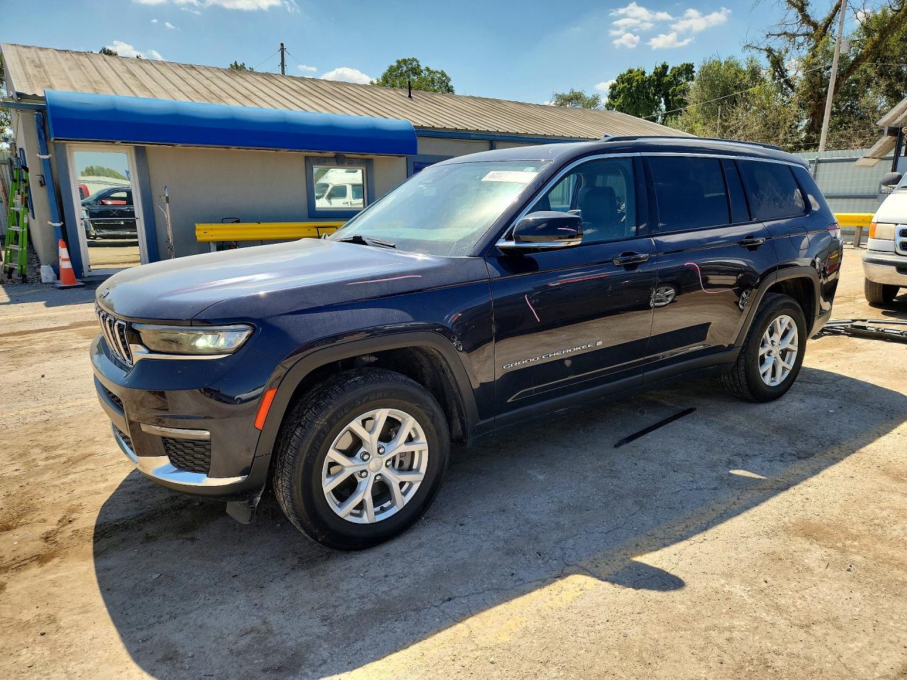 2023 JEEP CHEROKEE L LIMITED | 1C4RJKBG9P8781784 | UPCARS