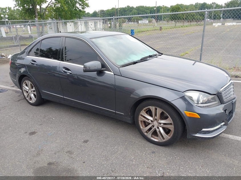 2014 MERCEDES-BENZ C 300 LUXURY 4MATIC | WDDGF8AB8ER305654 | UPCARS