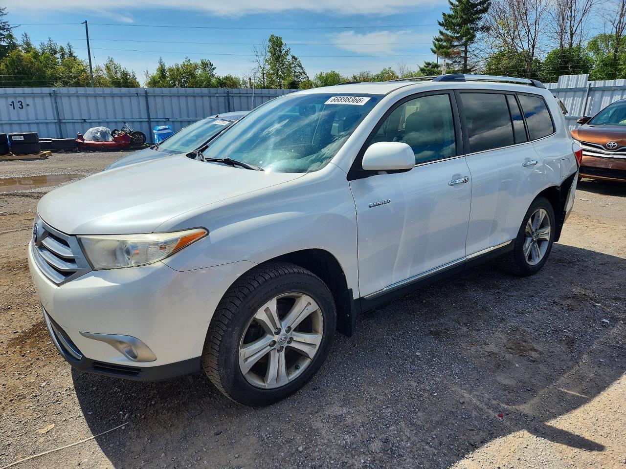 2013 TOYOTA HIGHLANDER LIMITED | 5TDDK3EHXDS232846 | UPCARS