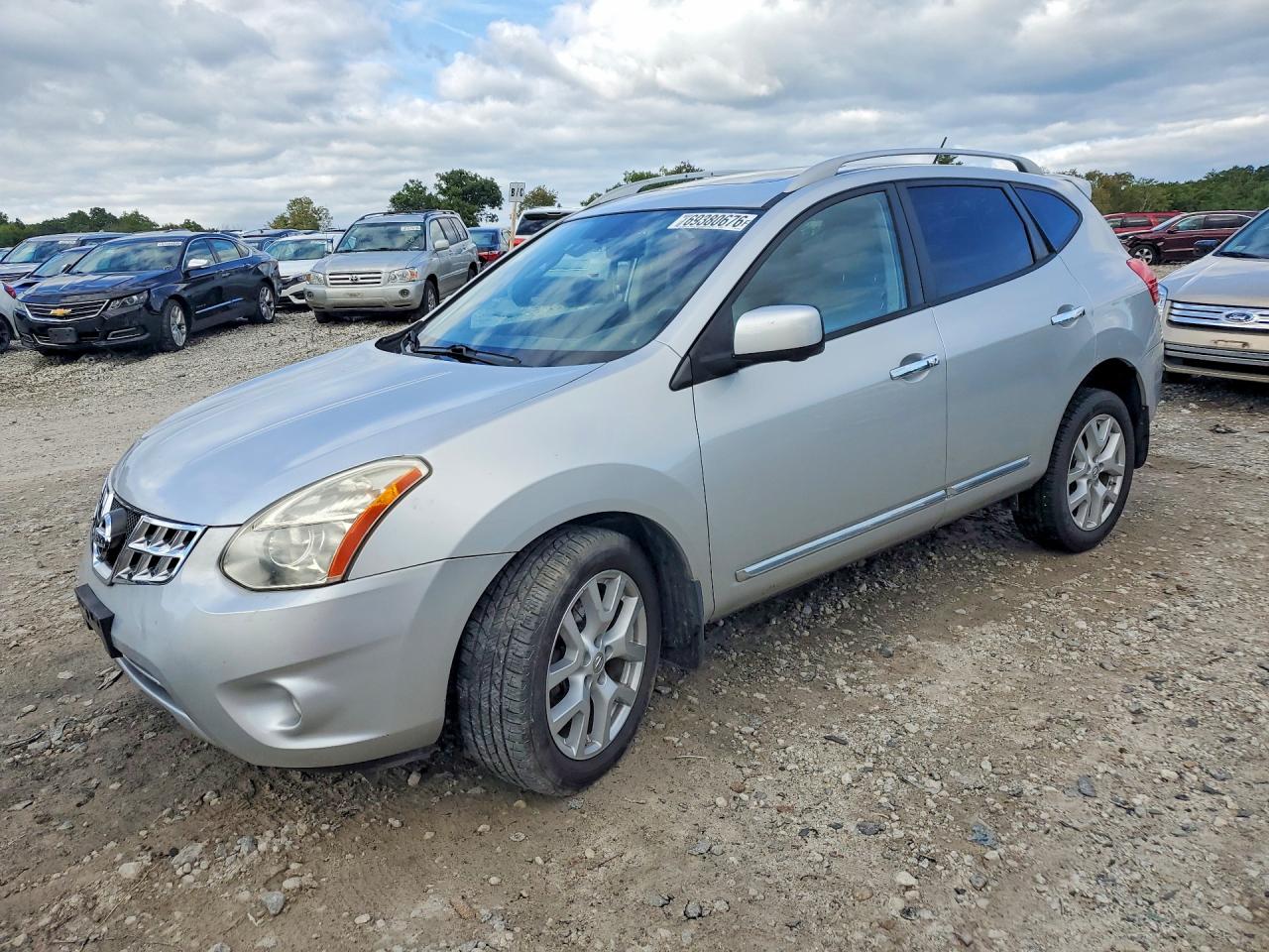 2013 NISSAN ROGUE S | JN8AS5MV7DW651442 | UPCARS