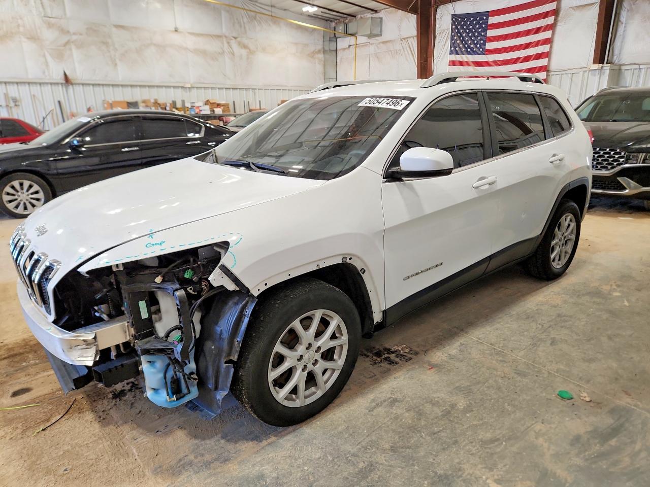 2017 JEEP CHEROKEE LATITUDE | 1C4PJLCB0HW586234 | UPCARS