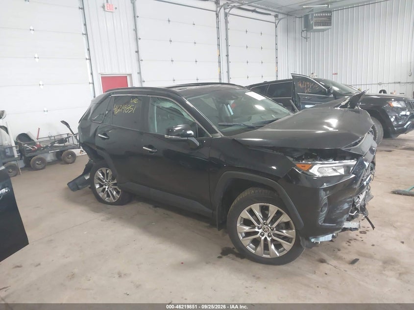 2021 TOYOTA RAV4 LIMITED | 2T3N1RFV2MW175524 | UPCARS