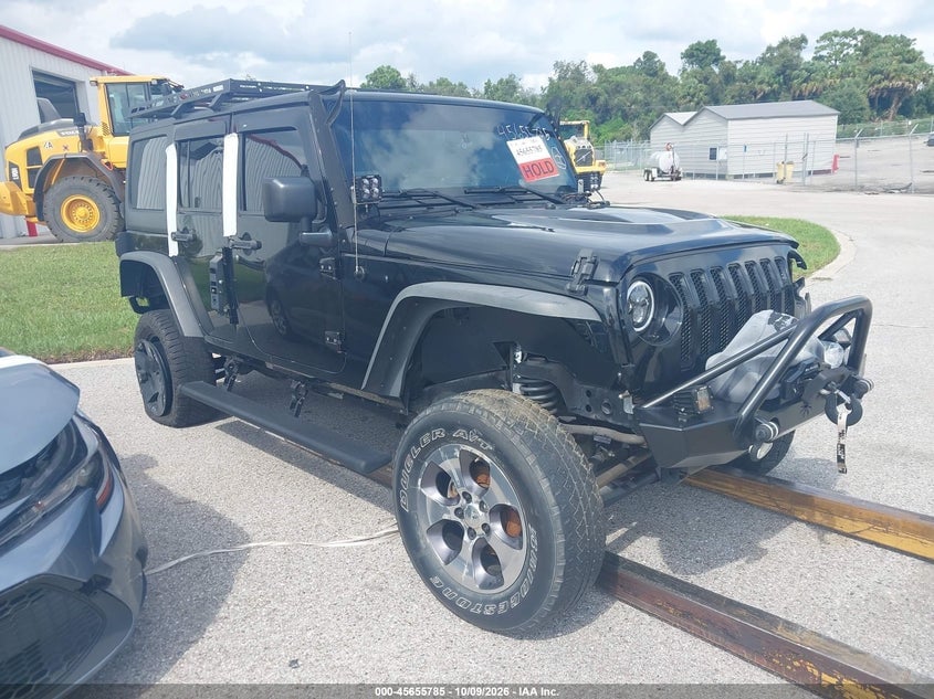2016 JEEP WRANGLER UNLIMITED SAHARA | 1C4HJWEG4GL239892 | UPCARS