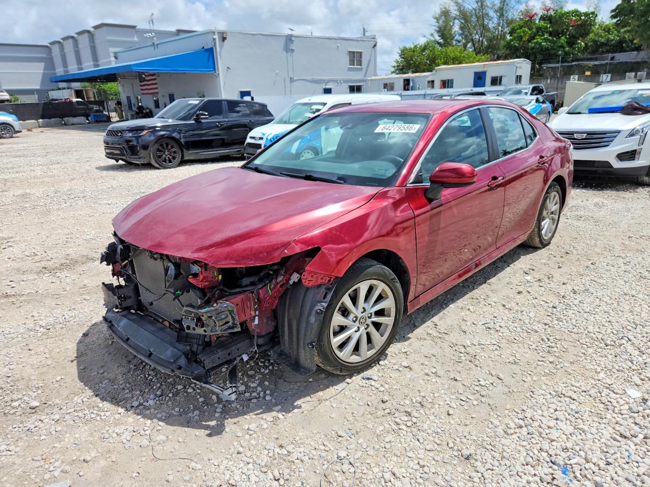 2022 TOYOTA CAMRY LE | 4T1C11AK2NU642246 | UPCARS