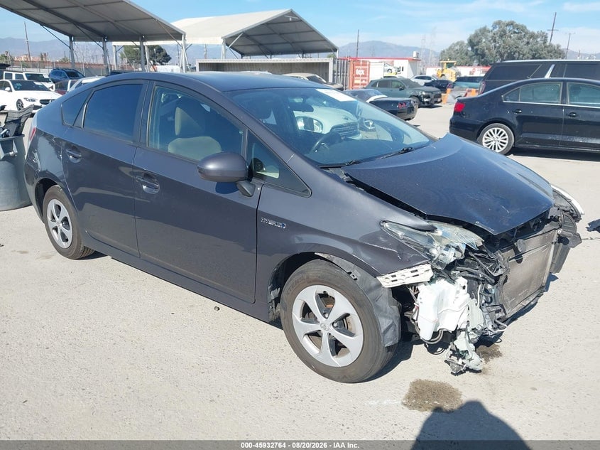 2015 TOYOTA PRIUS TWO | JTDKN3DU8F0400051 | UPCARS