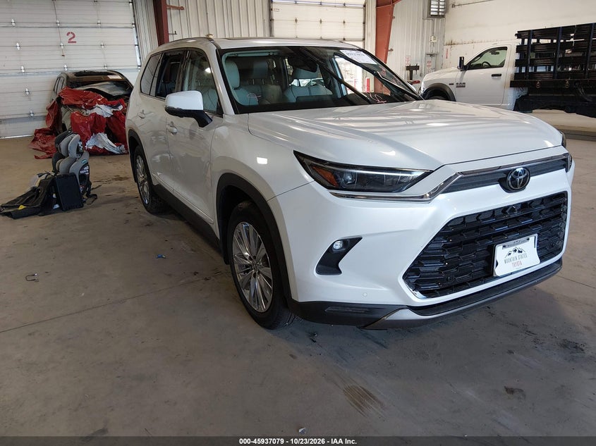 2026 TOYOTA GRAND HIGHLANDER PLATINUM | 5TDAAAB52TS134641 | UPCARS