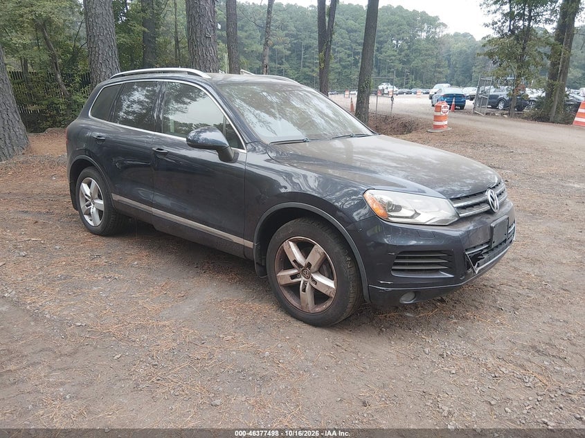 2013 VOLKSWAGEN TOUAREG VR6 LUX | WVGEF9BP1DD006063 | UPCARS