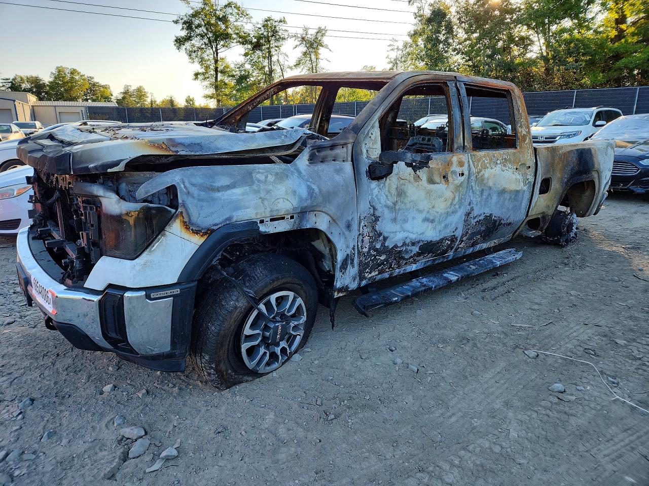 2025 GMC SIERRA K2500 SLE | N0V1N68548086 | UPCARS