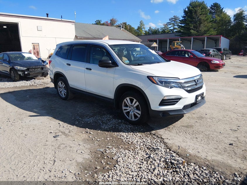 2016 HONDA PILOT LX | 5FNYF6H17GB009789 | UPCARS