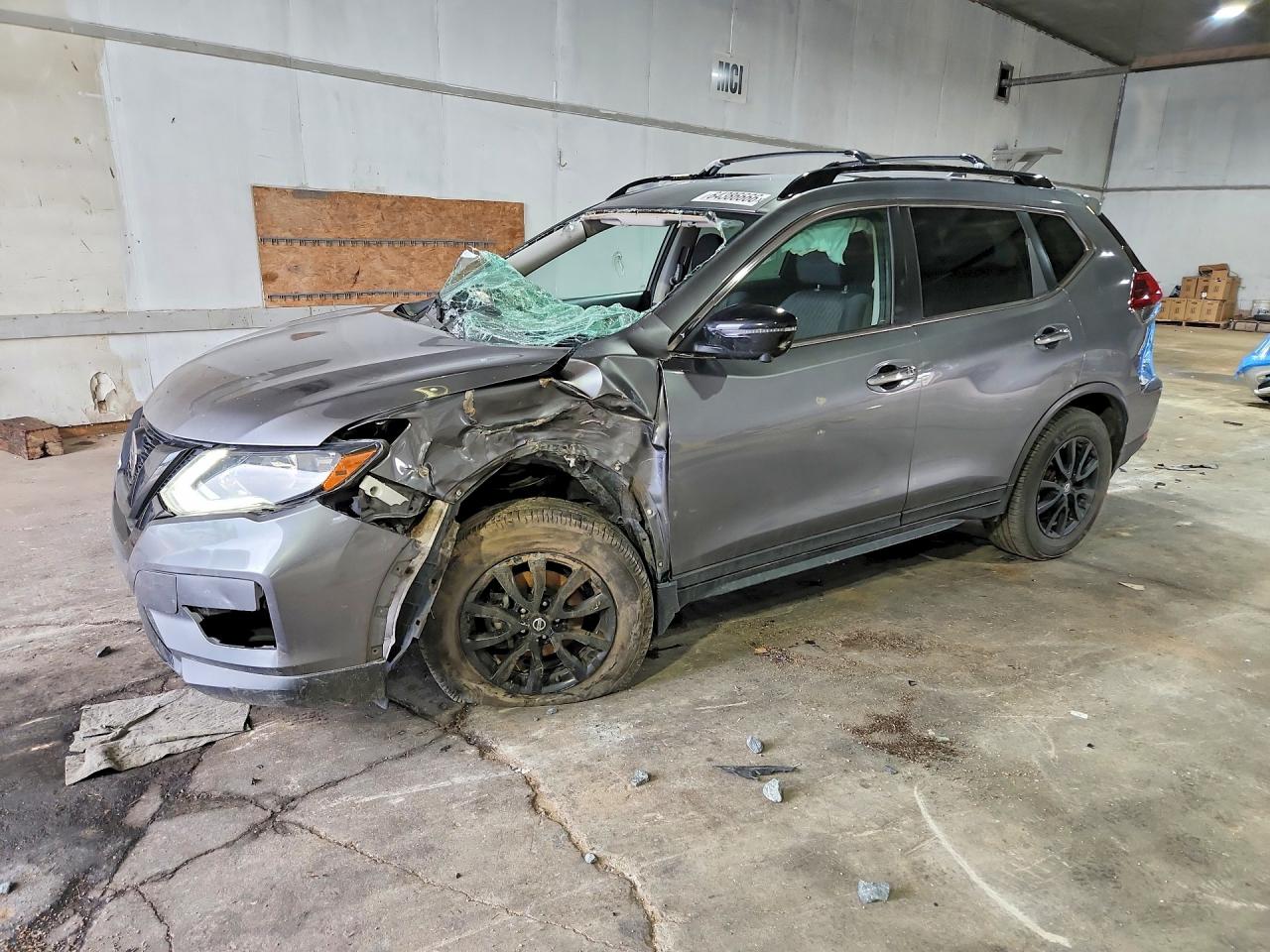 2018 NISSAN ROGUE SV | 5N1AT2MV0JC731648 | UPCARS