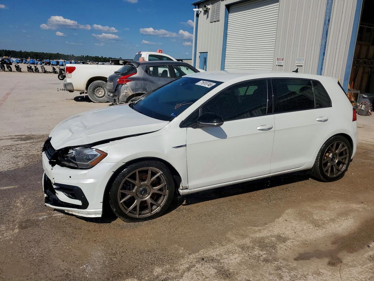 2019 VOLKSWAGEN GOLF | WVWVA7AU4KW208377 | UPCARS