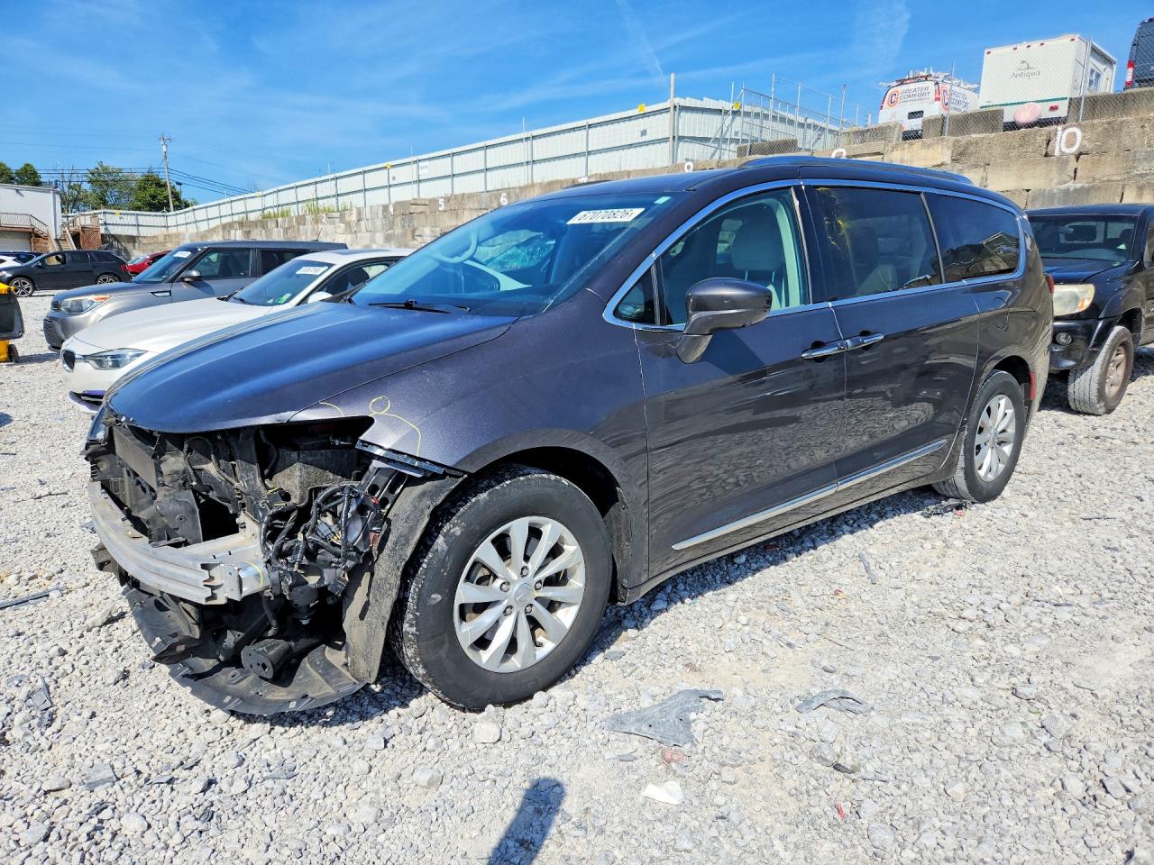 2018 CHRYSLER PACIFICA TOURING L PLUS | 2C4RC1EG9JR288182 | UPCARS