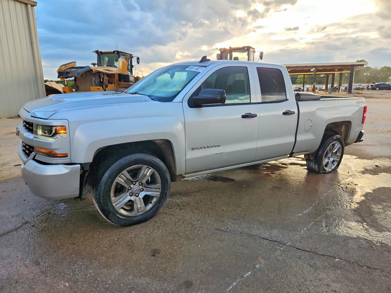 2018 CHEVROLET SILVERADO K1500 CUSTOM | 1GCVKPEC7JZ373237 | UPCARS
